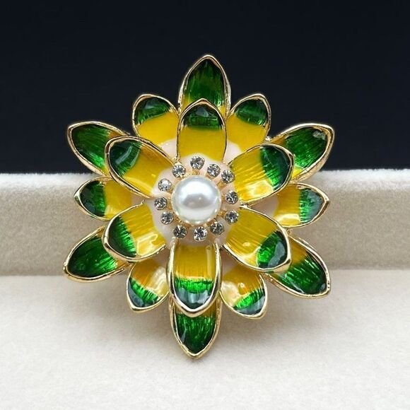 Yellow Gold with Diamond Crystal and Enamel and Pearl Lotus Pin Back Brooch - Picture 3 of 7